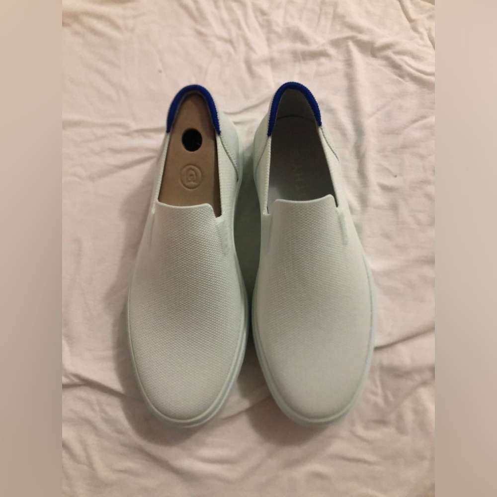 Reduced***NEW Rothy’s Aquamarine shoes * size 8W